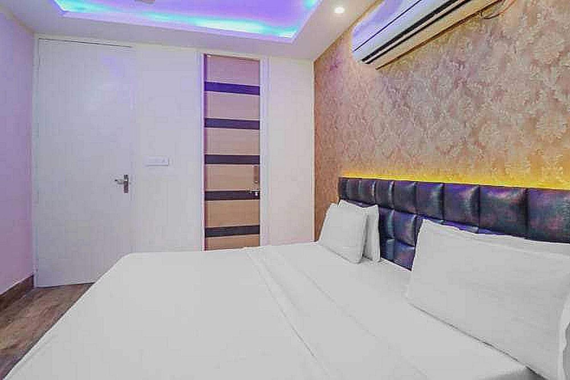 Super Hotel O Vivaan Residency Rohtak Экстерьер фото